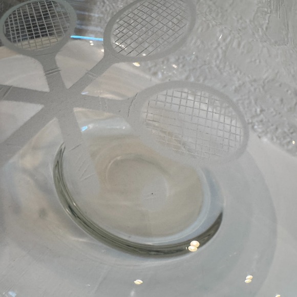 Vintage Glass Decanter Bottle & Stopper Etched Tennis Theme Whiskey Wine Spirits - Picture 16 of 16